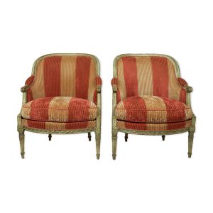 Paire de fauteuils '' Bergère '' de style Louis XVI