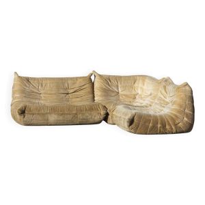 Canapé Togo 4 places en velours beige par Michel Ducaroy, Ligne Roset, 1973