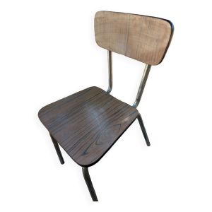 Chaise en formica marron