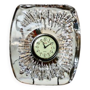 Pendulette en cristal de la maison Daum