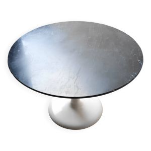 Table basse ronde a pied tulipe des années 70