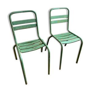 2 chaises Tolix en métal patiné