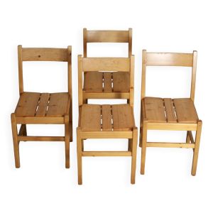 Charlotte Perriand (séléction de ) pour Les Arcs, set de 4 chaises, France,  circa 196