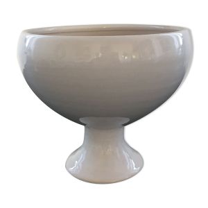 Coupe cache pot sur pied