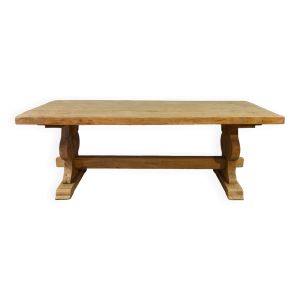 table de monastère