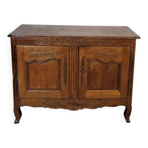 Buffet bas normand sculpté en chêne XIX ème