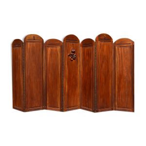 Paravent Art Deco à 7 panneaux sculptés aux insignes de la Légion Etrangère, vers 1940