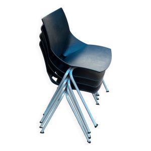 4 Chaises empilables design Angelo Pinaffo Model shell