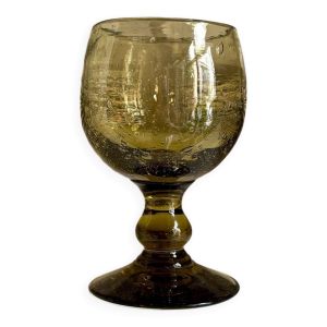 Verre à pied en verre soufflé vert
