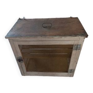 Garde manger en bois grillage