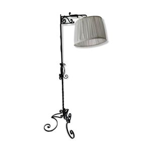 Lampadaire en fer forgé
