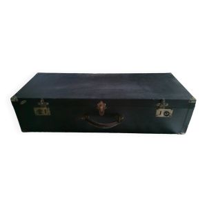 Ancienne grande valise en carton