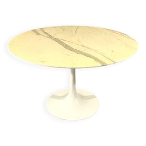 Table à manger ronde en marbre avec pied tulipe années 1960