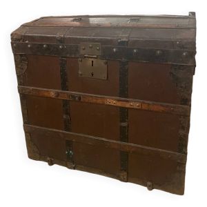 Ancienne malle de voyage