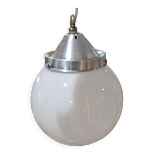 suspension space-age globe en opaline