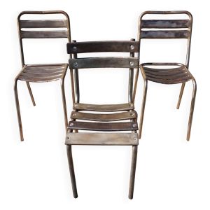 3 chaises en métal, style Tolix