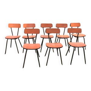 8 chaises en formica orange