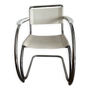 Fauteuil Mies van der Rohe cuir blanc et chrome MR20 collection Thonet