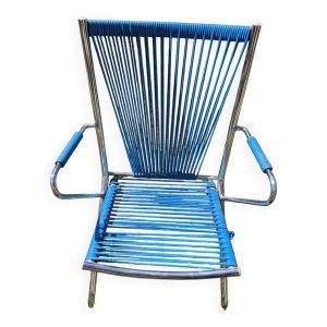 Chaise scoubidou enfant vintage structure métal chromé et assise bleue