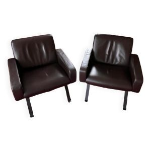 PAIRE DE FAUTEUILS 740  Design : Joseph André Motte 1957