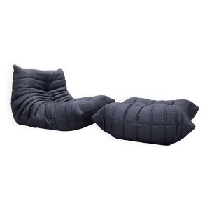 Ligne Roset Togo - Canapé 1 place et pouf - Tissu à fines rayures bleues