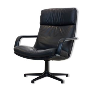 Fauteuil pivotant F141 par Geoffrey Harcourt pour Artifort