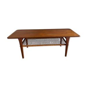 Table basse scandinave en teck et osier 1960