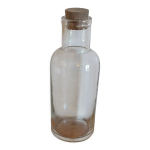Flacon ou bouteille de pharmacie en verre - laboratoire, apothicaire