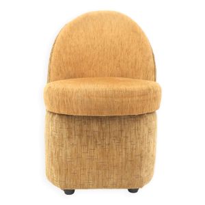 Fauteuil vintage jaune avec rangement fabriqué dans les années 70