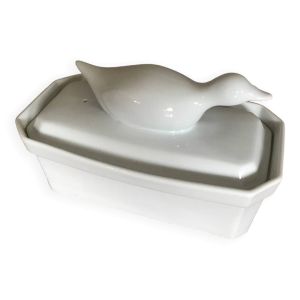 Très jolie terrine oie en porcelaine fine
