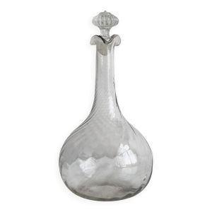 Carafe en verre soufflé torsadé avec bouchon