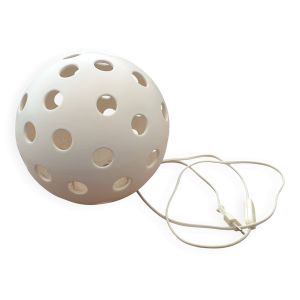 Lampe en céramique ajourée signée Mathias – Faïencerie d’Art Desvres