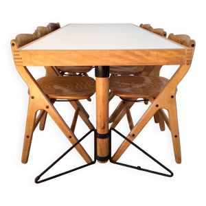 Ensemble table à manger et 6 chaises décapées Marc Held Design 1980