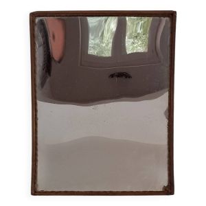 Miroir de foire déformant