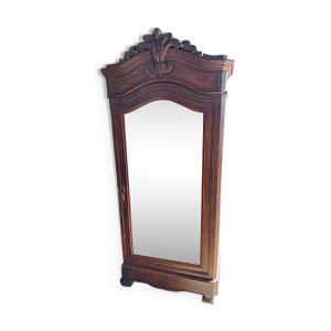 Armoire bonnetiere ancienne en bois massif