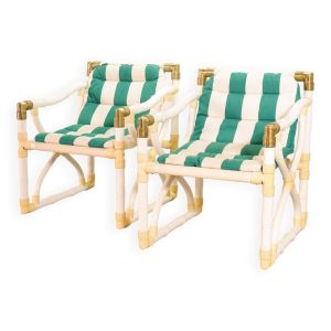 Chaises longues Kettal Garden en imitation bambou avec revêtement à rayures vertes et blanches