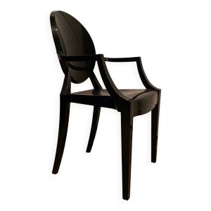 Fauteuil louis ghost Kartell designer Philippe starck