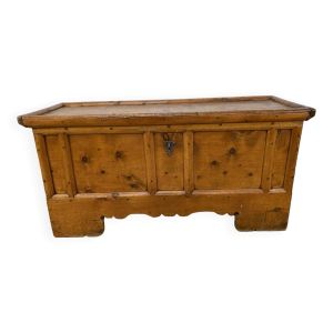 Ancien coffre de mariage savoyard - 18ème siècle