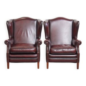 Ensemble de 2 fauteuils à oreilles en cuir de vache de style anglais