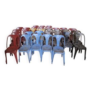 30 chaises empilables en acier de style Tolix