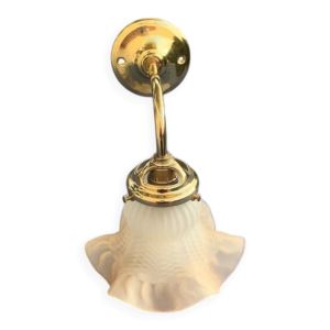 Applique murale, de style art deco, globe tulipe en verre dépoli beige