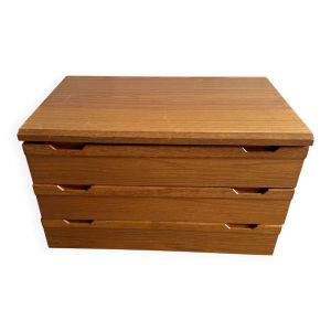 Commode basse à trois tiroirs en placage de teck brun miel chaud — Style scandinave minimaliste des années 1970