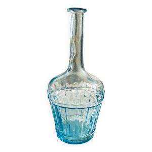 Bouteille bleue en verre