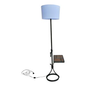 Lampadaire en fer forgé avec tablette en grès décor herbier, années 60