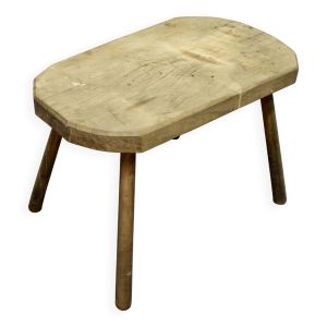 Table Brutaliste En Châtaignier