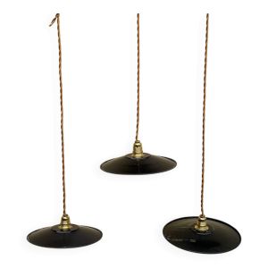 Trio de suspensions tôle émaillée noire et blanche vintage style indus