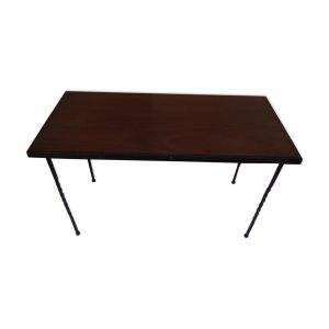 Table basse pieds en fer forgé plateau en bois  77 x 38 cm