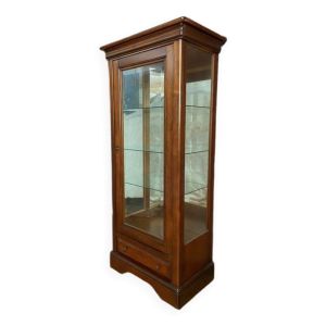 Vitrine en merisier de style Louis XVI