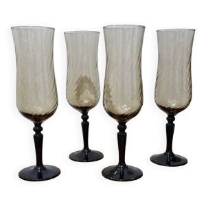 4 verres en cristal fumé torsadé