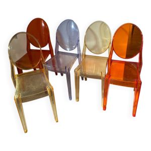 5 chaises Victoria Ghost design Starck pour Kartell